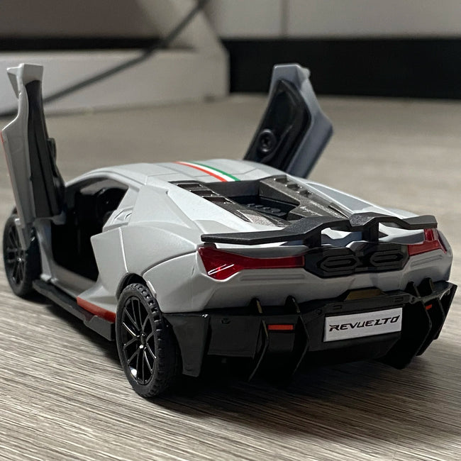 Revuelto – kovinski športni model 1:32