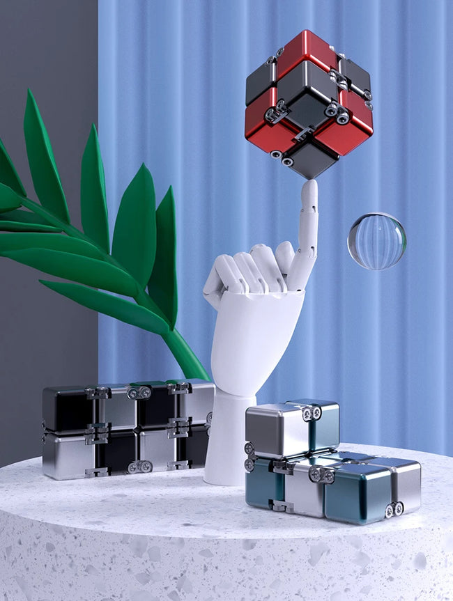 🔄 Kovinski Infinite Magic Cube – mehanska fidget igrača