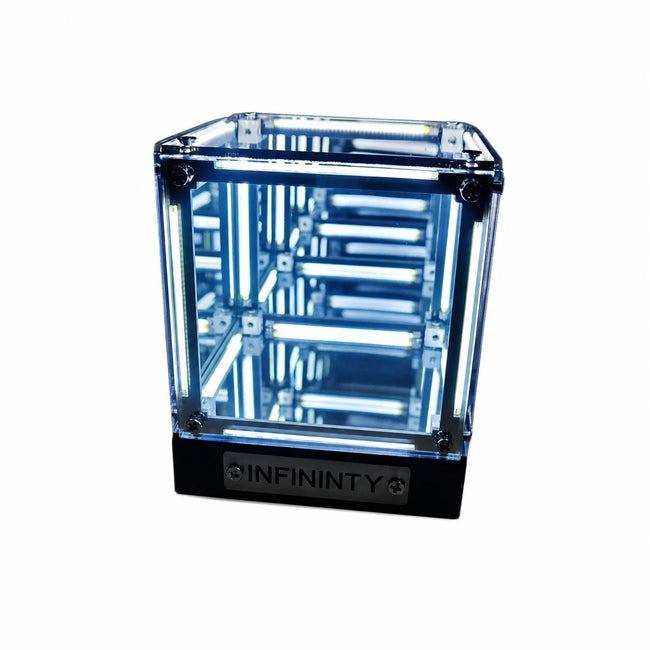 💡 Hypercube LED Namizna Svetilka – 3D infinity efekt