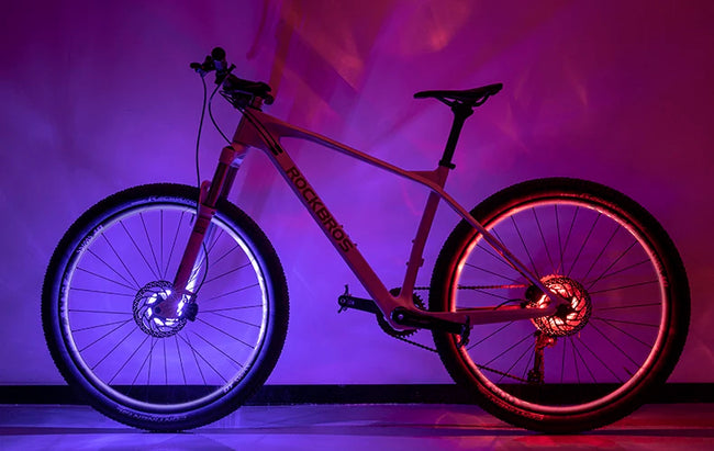 ROCKBROS pametna LED luč za kolo 12 LED