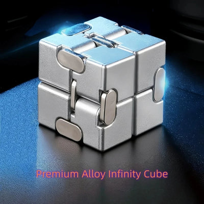 🧩 Alloy & Plastic Infinity Cube – antistresna fidget igrača