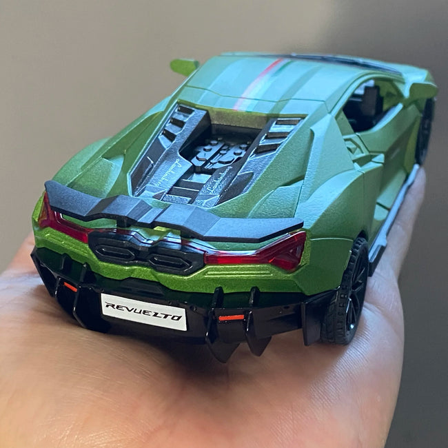Revuelto – kovinski športni model 1:32