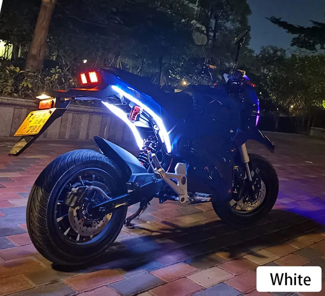 LED smerniki in dnevne luči za motor – 2 kosa – fotografija izdelka