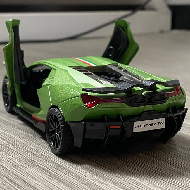 Revuelto – kovinski športni model 1:32
