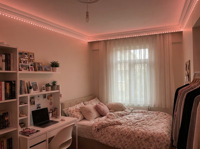 LED lučke + daljinec + aplikacija 😌