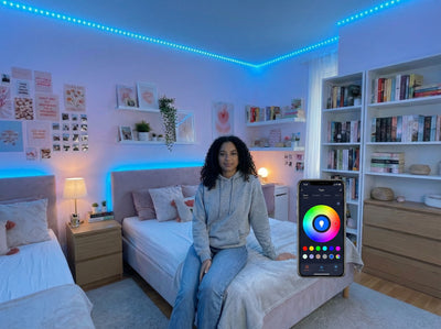 LED lučke + daljinec + aplikacija 😌